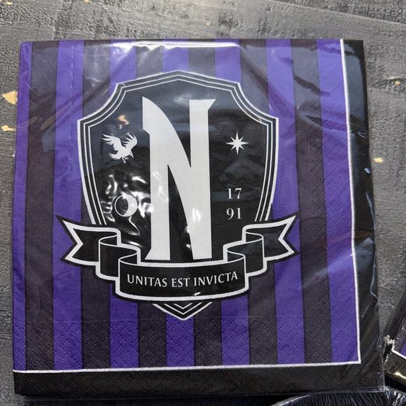 Lot Of Wednesday Addams Party Table Supplies Paper Plates And 2 Packs Of Napkins - Picture 2 of 5